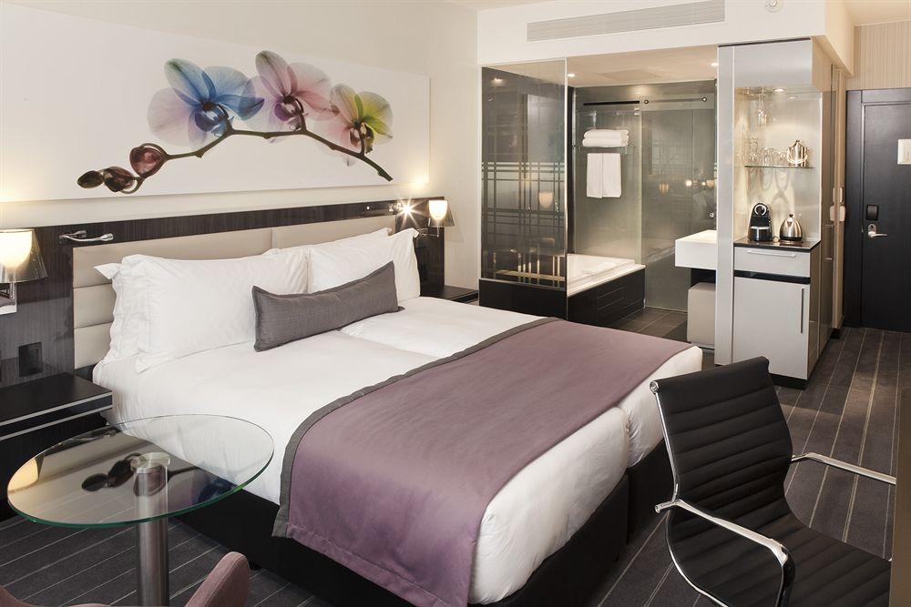 The Maslow Hotel, Sandton Exterior photo